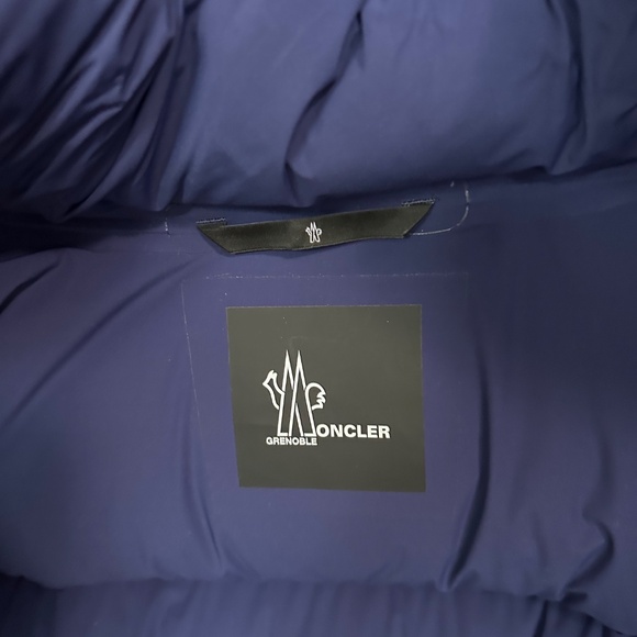 Moncler Grenoble Ski Puffer Down Jacket - Men Size 2 (Medium) - Picture 8 of 14